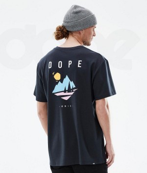 Dope Snow Standard Pine メンズ Tシャツ 黒 | JPEX2991